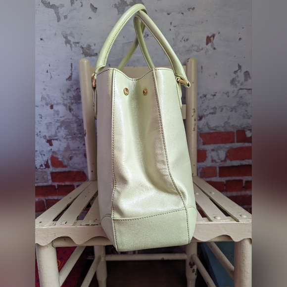 Tory Burch Robinson handbag - Picture 2 of 16